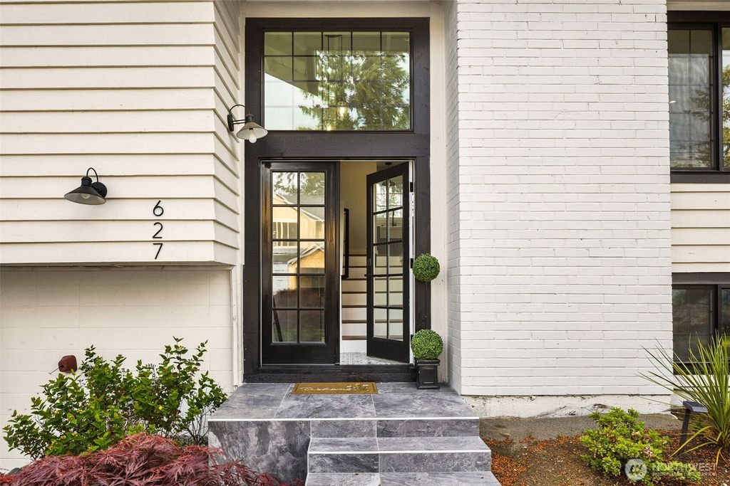 Photo of 627 166th Avenue NE, Bellevue, WA 98008 (MLS # 2524255)