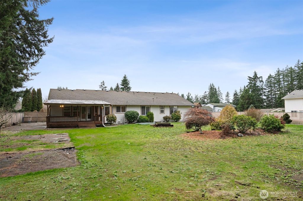 Photo of 26102 49th Avenue Ct E, Spanaway, WA 98387 (MLS # 2461338)