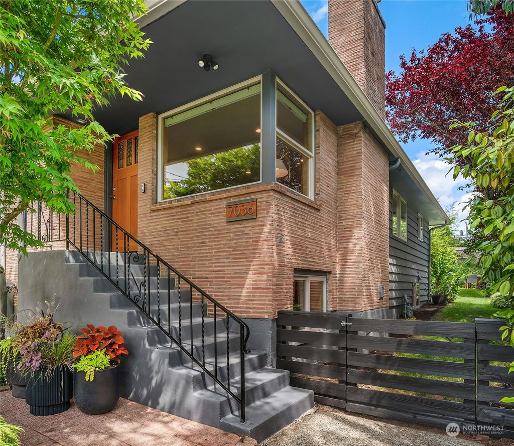Photo of 7036 11th Avenue NW, Seattle, WA 98117 (MLS # 2127178)