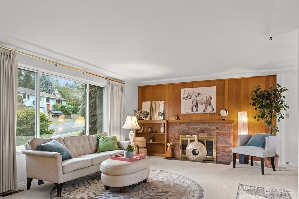 Photo of 2018 N 148th Street, Shoreline, WA 98133 (MLS # 2188450)