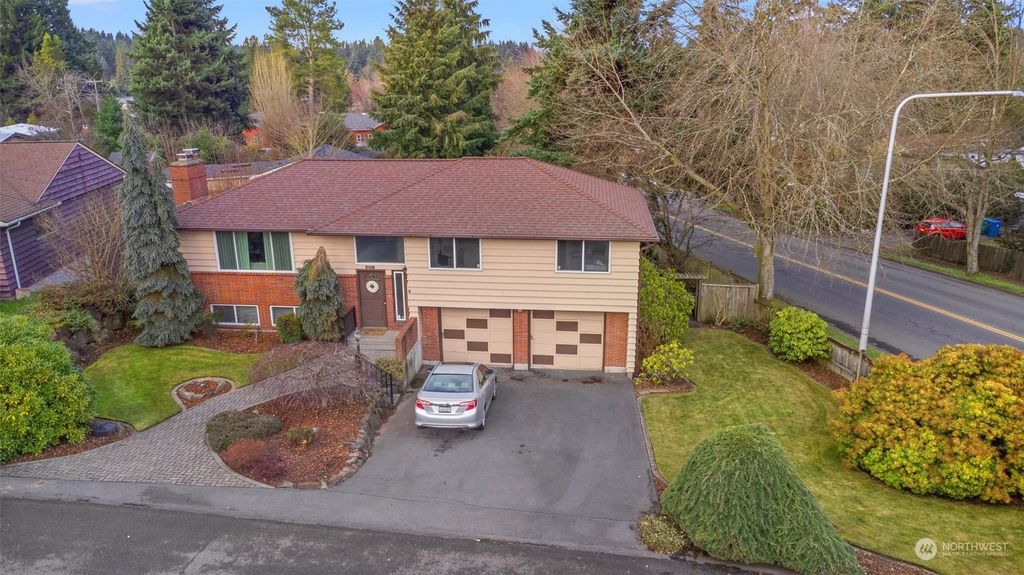 Photo of 2018 N 148th Street, Shoreline, WA 98133 (MLS # 2188450)