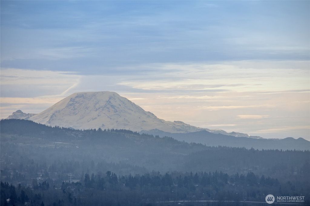 Photo of 10700 NE 4th Street #1814, Bellevue, WA 98004 (MLS # 2366089)