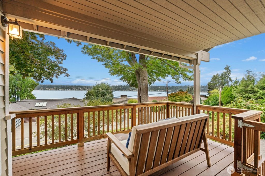 Photo of 12506 Holmes Point Drive NE, Kirkland, WA 98034 (MLS # 2426180)
