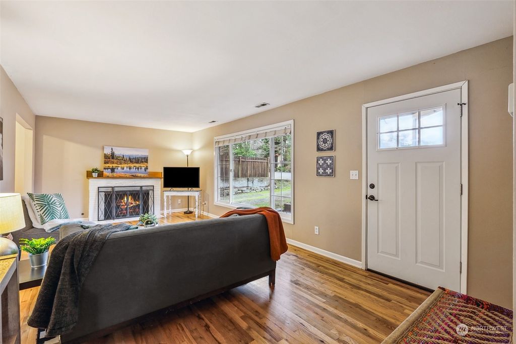 Photo of 7617 202nd Place SW, Edmonds, WA 98026 (MLS # 2190307)