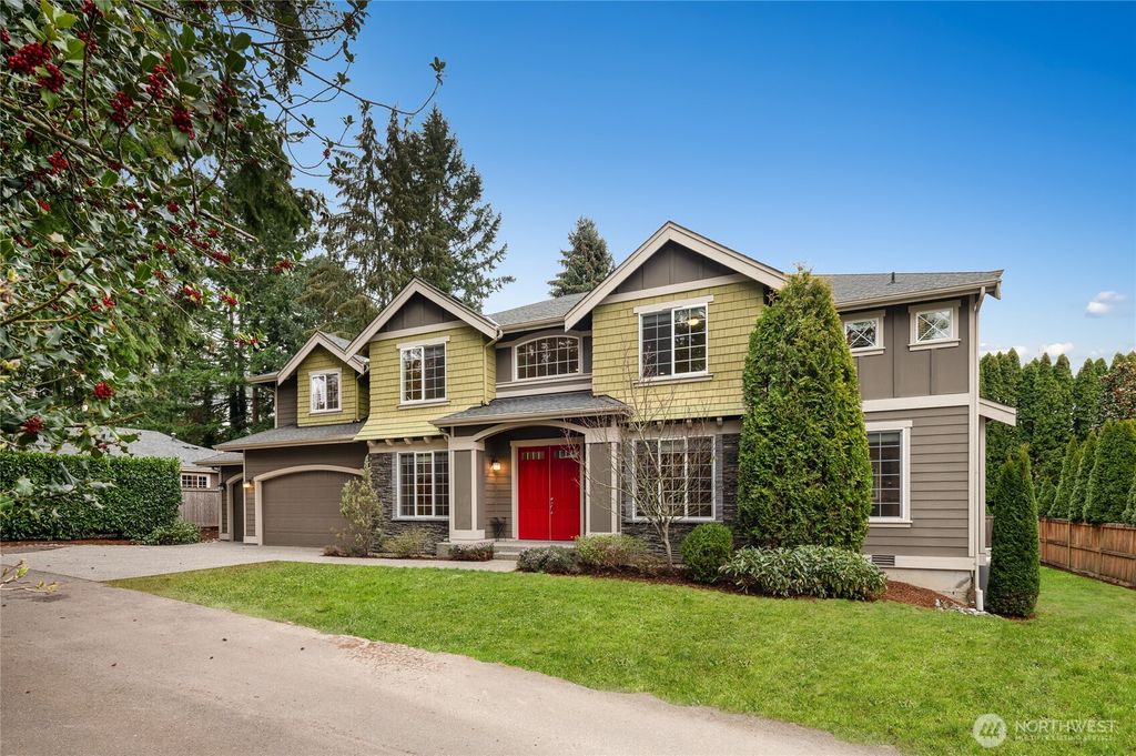 Photo of 13038 NE 8th Street, Bellevue, WA 98005 (MLS # 2347361)