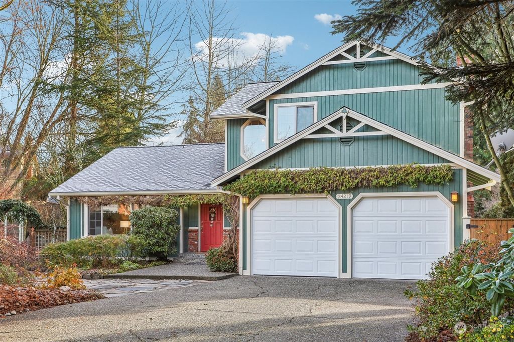 Photo of 24219 15th Place SE, Bothell, WA 98021 (MLS # 2306286)
