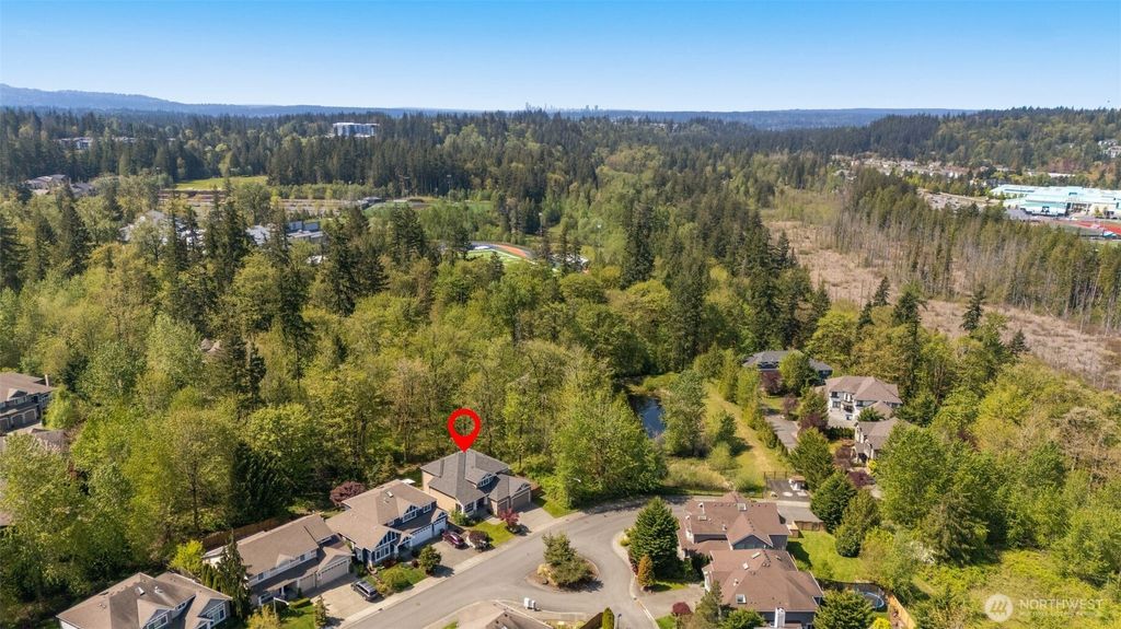 Photo of 119 239th Way SE, Sammamish, WA 98074 (MLS # 2366127)
