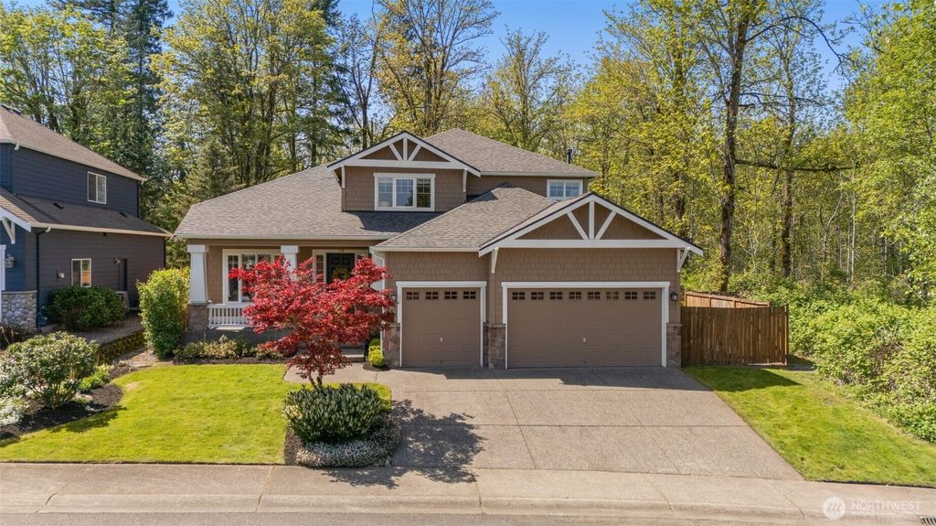 Photo of 119 239th Way SE, Sammamish, WA 98074 (MLS # 2366127)