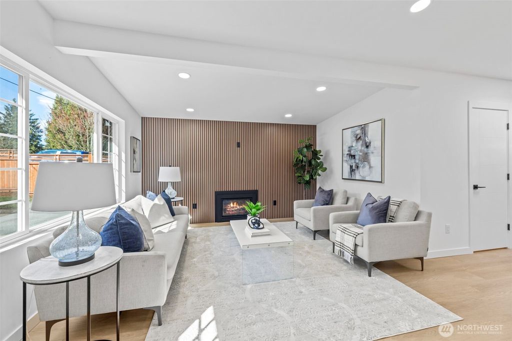 Photo of 30444 2nd Avenue S, Federal Way, WA 98003 (MLS # 2351359)