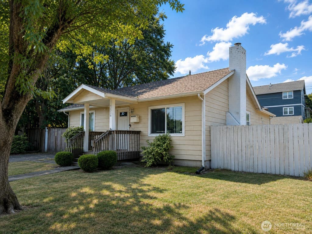 Photo of 4526 N Ferdinand Street, Tacoma, WA 98407 (MLS # 2571015)