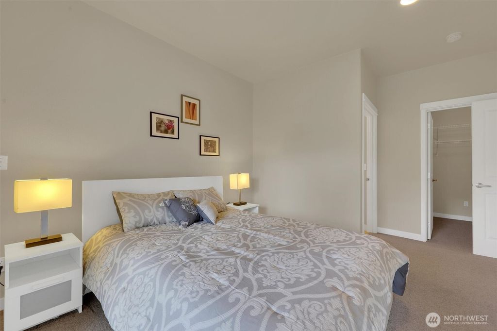 listing image 9362012199763980547