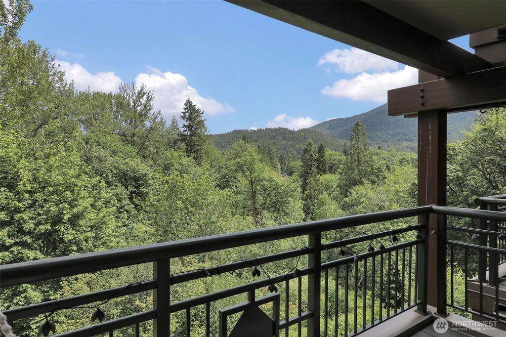 listing image 9366293625302437684