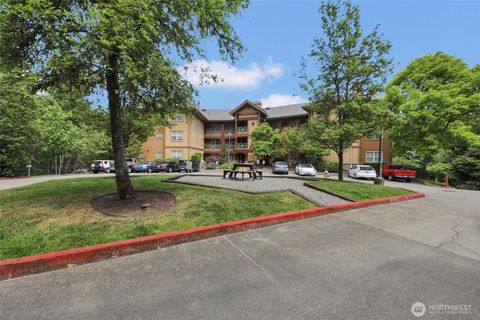 1000 Cabin Creek Lane SW C203 Issaquah WA 98027