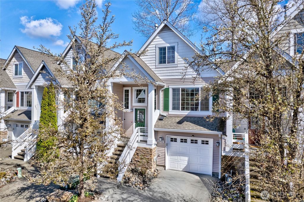 Photo of 20472 137th Avenue SE, Kent, WA 98042 (MLS # 2487488)