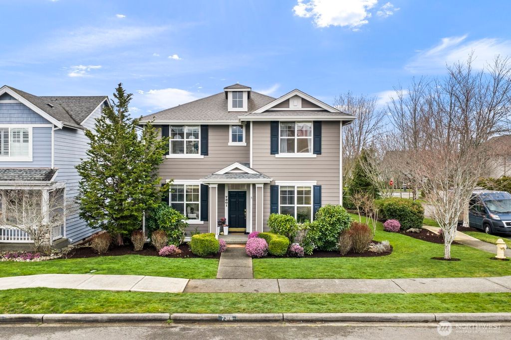 Photo of 7301 Thompson Avenue SE, Snoqualmie, WA 98065 (MLS # 2482412)