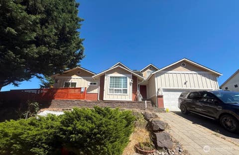 Photo of 4012 122nd Avenue SE, Bellevue, WA 98006 (MLS # 2566530)