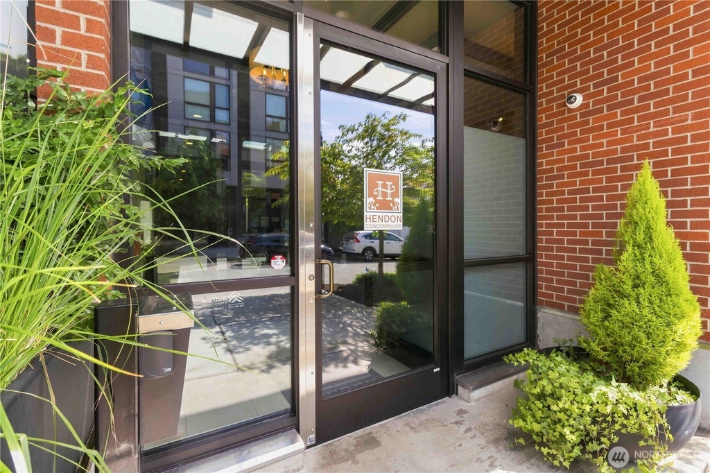 Photo of 6800 Greenwood Avenue N #303, Seattle, WA 98103 (MLS # 2569600)