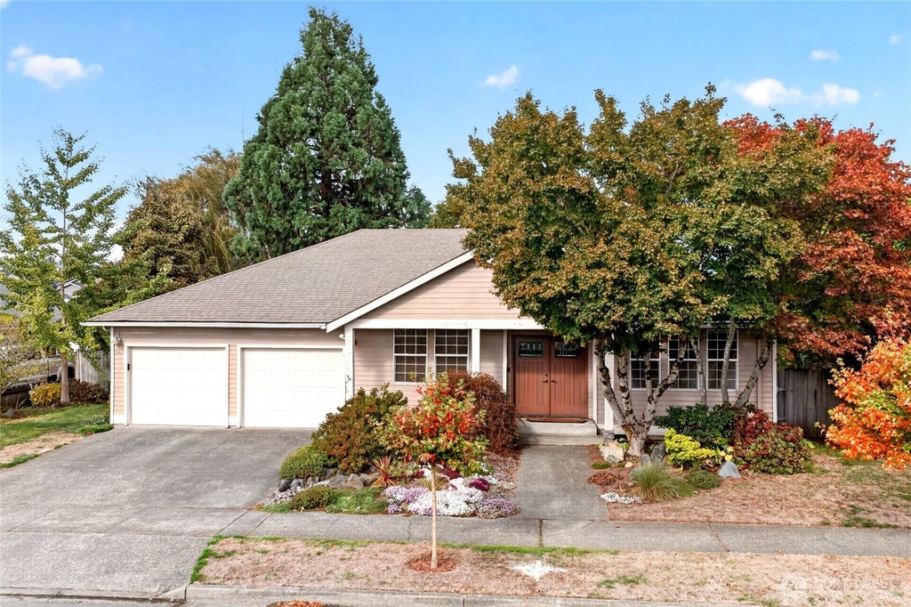 Photo of 3005 Roosevelt Avenue, Enumclaw, WA 98022 (MLS # 2594566)