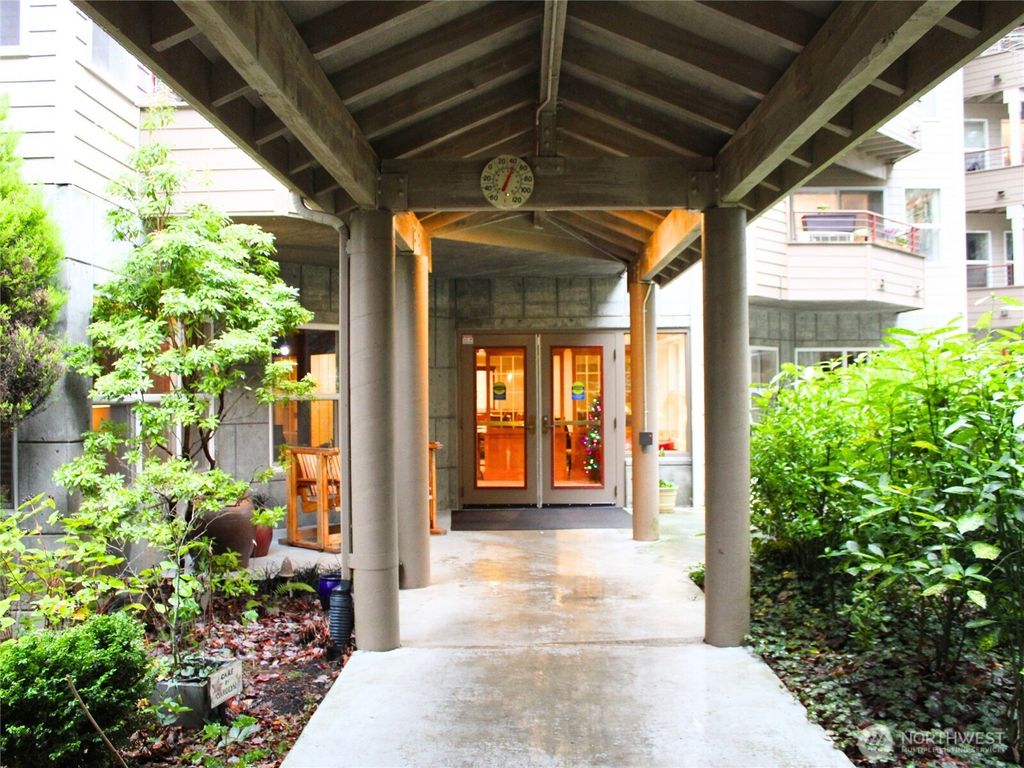 Photo of 1750 152nd Avenue NE #W-211, Bellevue, WA 98007 (MLS # 2464361)