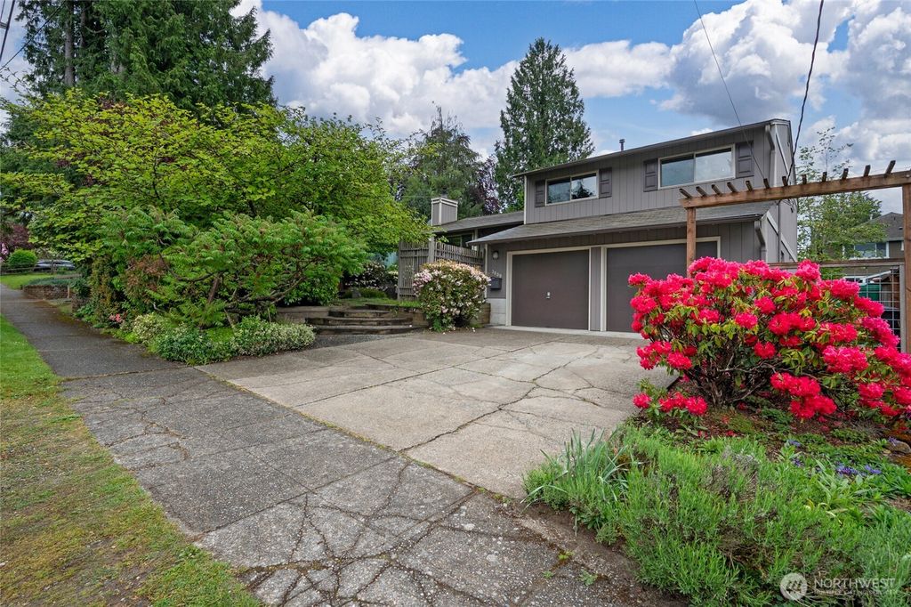Photo of 3809 NE 86th Street, Seattle, WA 98115 (MLS # 2524243)