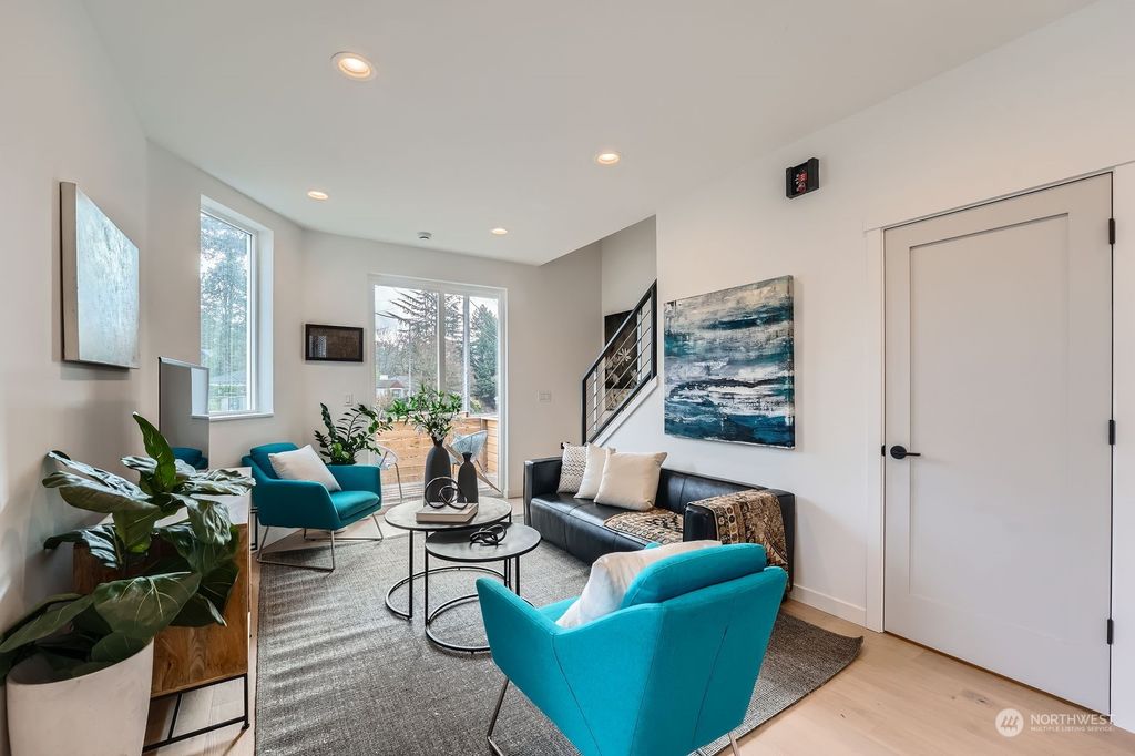 Photo of 8475 Seward Park Avenue S, Seattle, WA 98118 (MLS # 2315873)