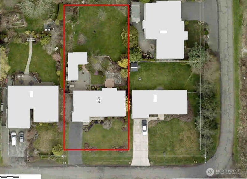 2808 Azalea Place