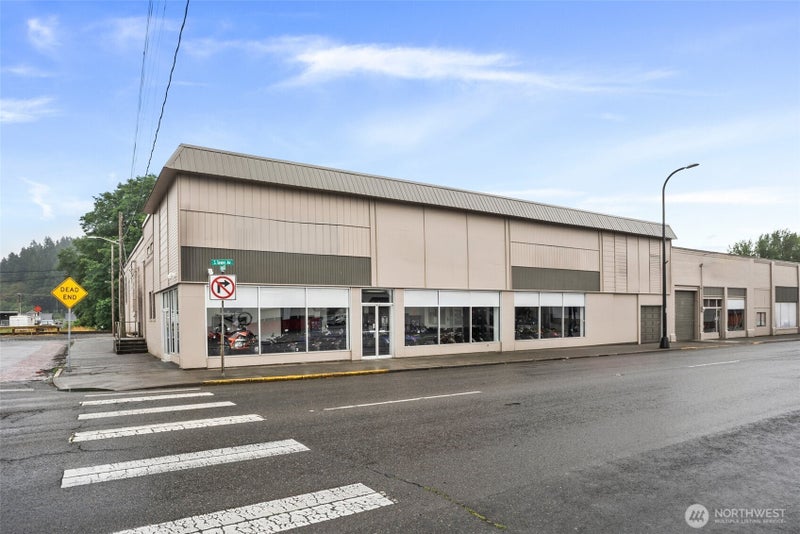 300 S Tower Avenue