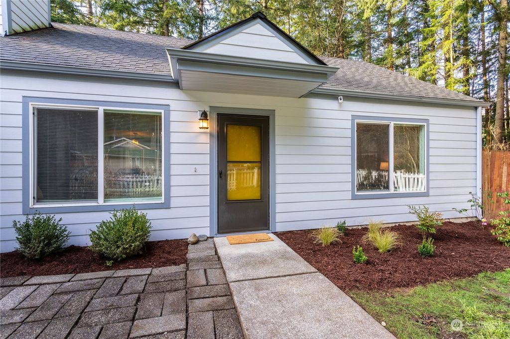 Photo of 18632 SE 268th Street, Covington, WA 98042 (MLS # 2319510)
