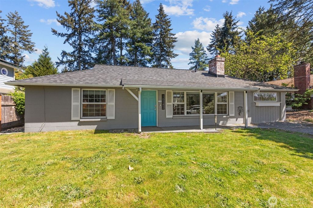 Photo of 16142 Midvale Avenue N, Shoreline, WA 98133 (MLS # 2512173)