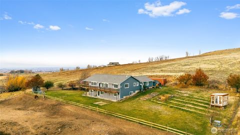Photo of 733 Pumping Plant Road, Ellensburg, WA 98926 (MLS # 2525181)