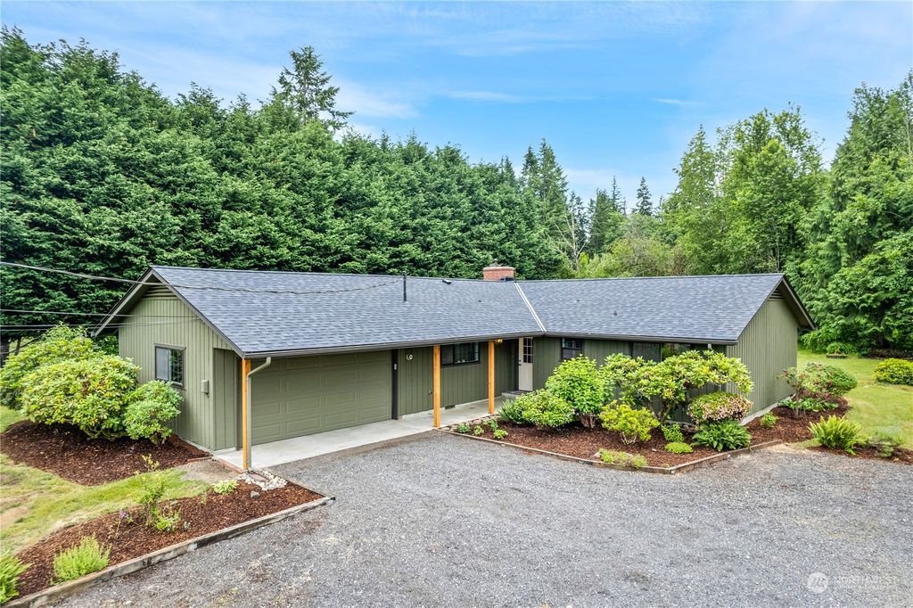 Photo of 1430 188th Street NE, Arlington, WA 98223 (MLS # 2069131)