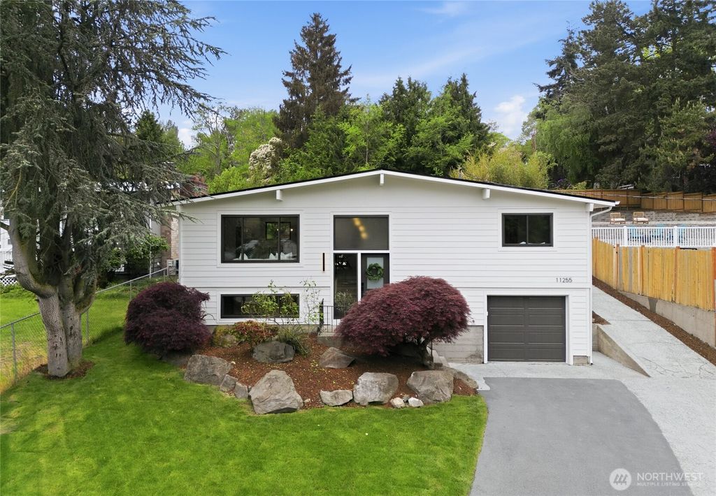 Photo of 11255 Roseberg Avenue S, Seattle, WA 98168 (MLS # 2521117)