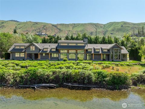 Photo of 13531 US Hwy 2, East Wenatchee, WA 98802 (MLS # 2522015)