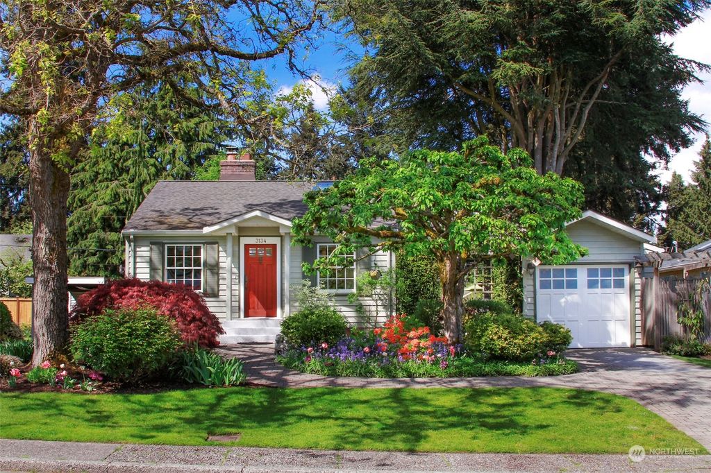 Photo of 3134 NE 81st Street, Seattle, WA 98115 (MLS # 2229786)