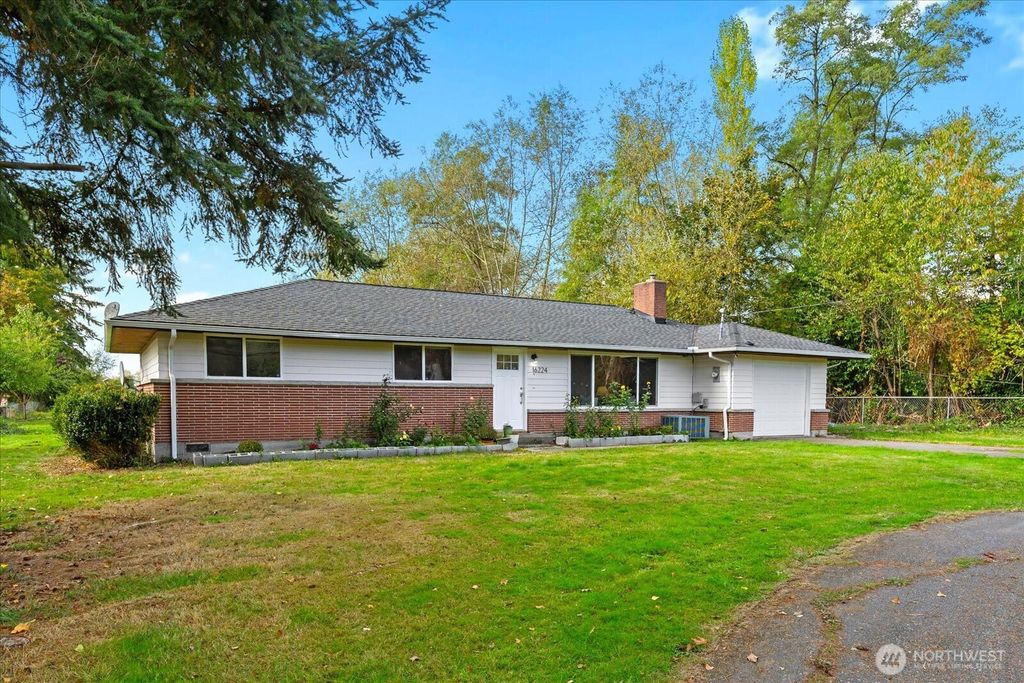 Photo of 16224 Roosevelt Road, Snohomish, WA 98290 (MLS # 2445950)