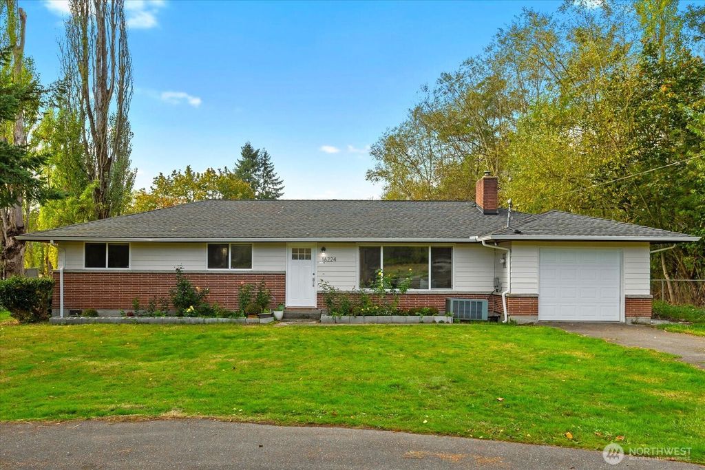 Photo of 16224 Roosevelt Road, Snohomish, WA 98290 (MLS # 2445950)