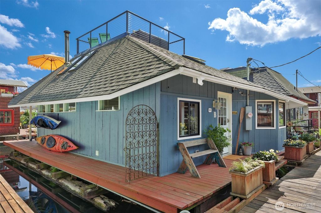 Photo of 2019 Fairview Avenue E #B, Seattle, WA 98102 (MLS # 2533062)