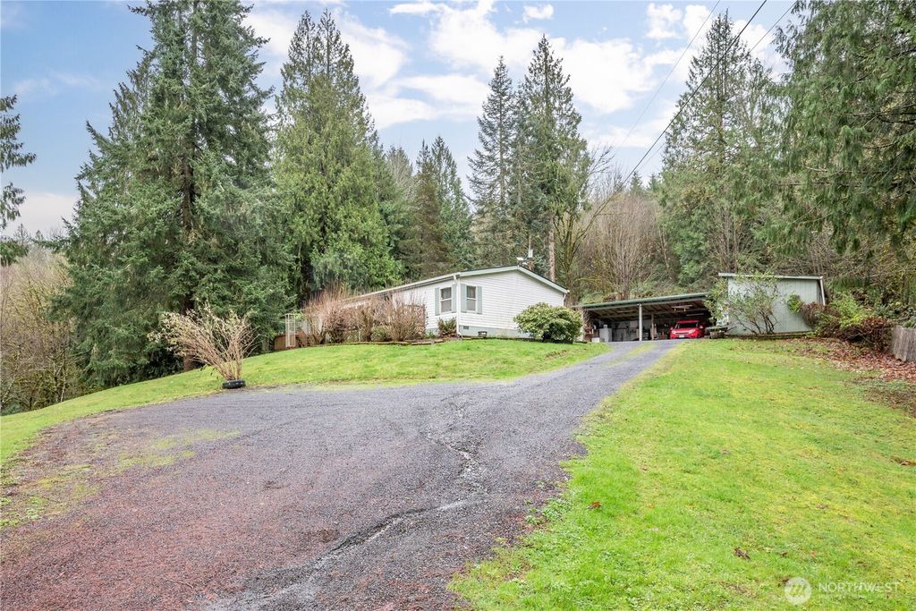 Photo of 306 Cornwell Rd, Kelso, WA 98626 (MLS # 2460028)