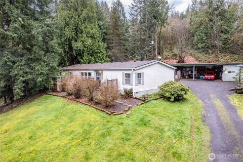 Photo of 306 Cornwell Rd, Kelso, WA 98626 (MLS # 2460028)