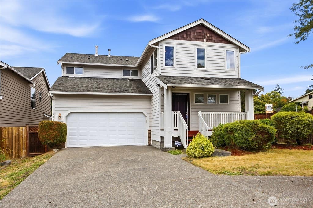 Photo of 20124 105th Avenue SE, Kent, WA 98031 (MLS # 2518277)