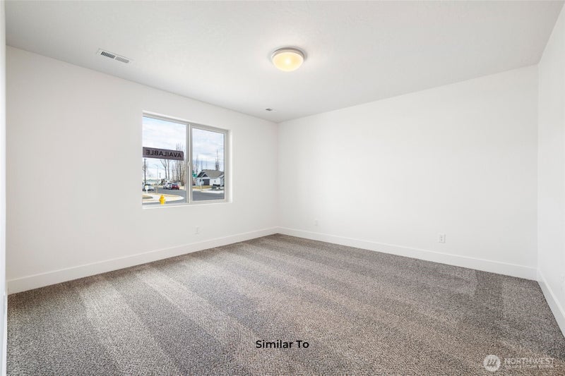 336 N Sandy Loop
