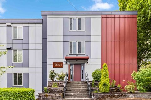 Photo of 3661 Phinney Avenue N #208, Seattle, WA 98103 (MLS # 2480375)