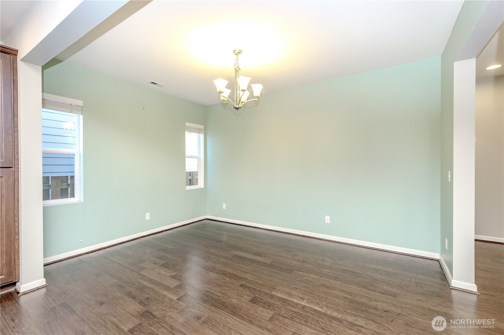 Maple Valley, Washington 98038, United States, 4 Bedrooms Bedrooms, ,3 BathroomsBathrooms,Residential,Active,228869