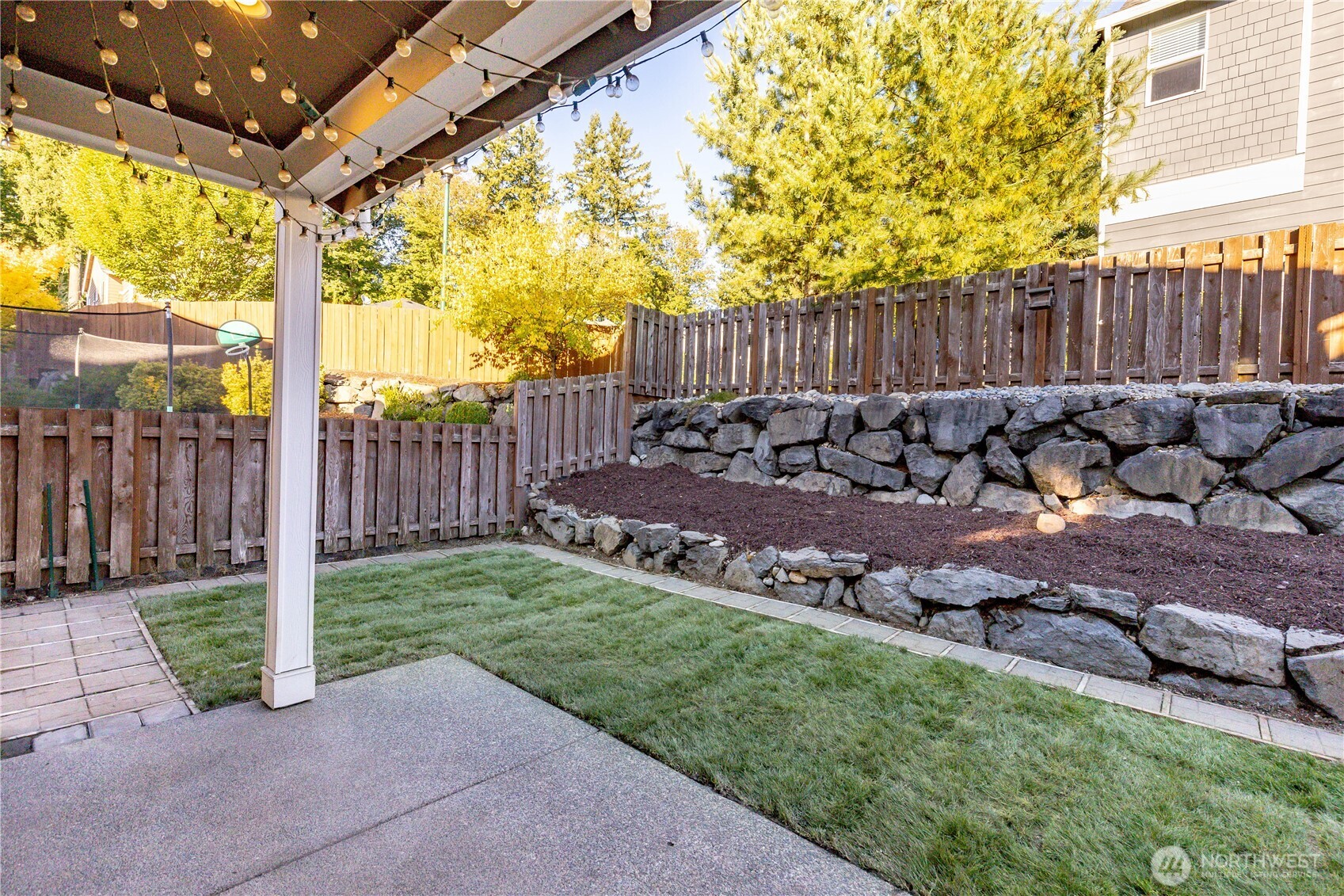 Maple Valley, Washington 98038, United States, 4 Bedrooms Bedrooms, ,3 BathroomsBathrooms,Residential,Active,228869