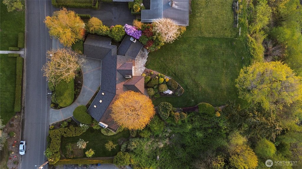 Photo of 1040 N Park Drive, Everett, WA 98203 (MLS # 2329181)