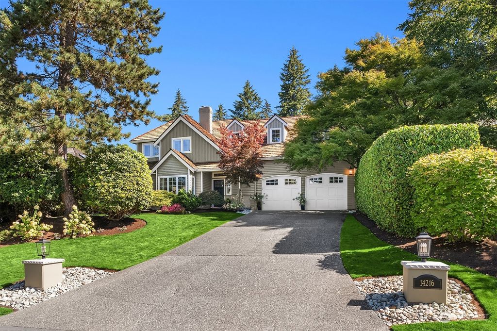 Photo of 14216 209th Avenue NE, Woodinville, WA 98077 (MLS # 2286582)