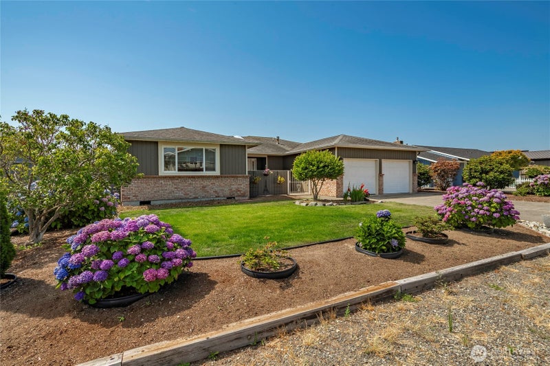 5479 Salish Road