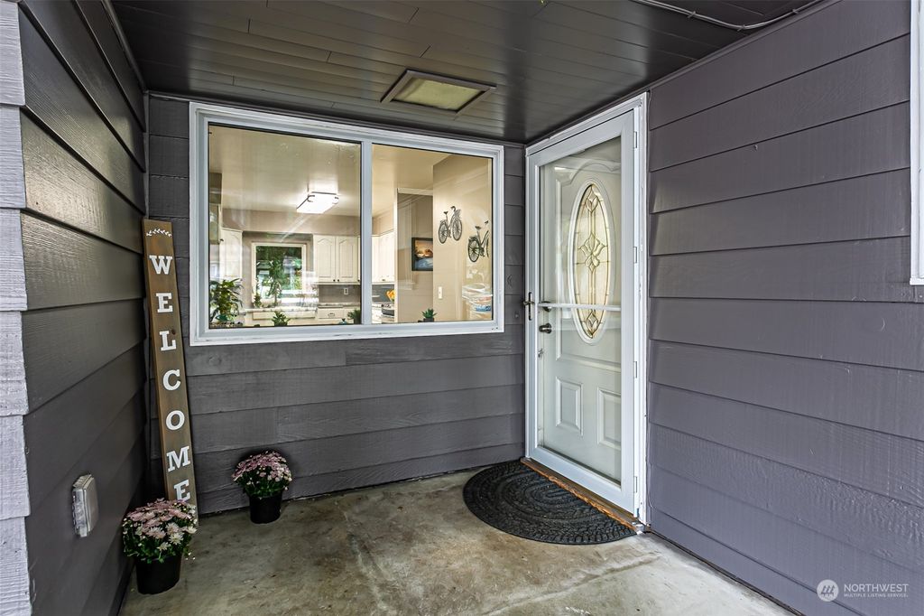 Photo of 5042 S 179th Street, SeaTac, WA 98188 (MLS # 2175050)