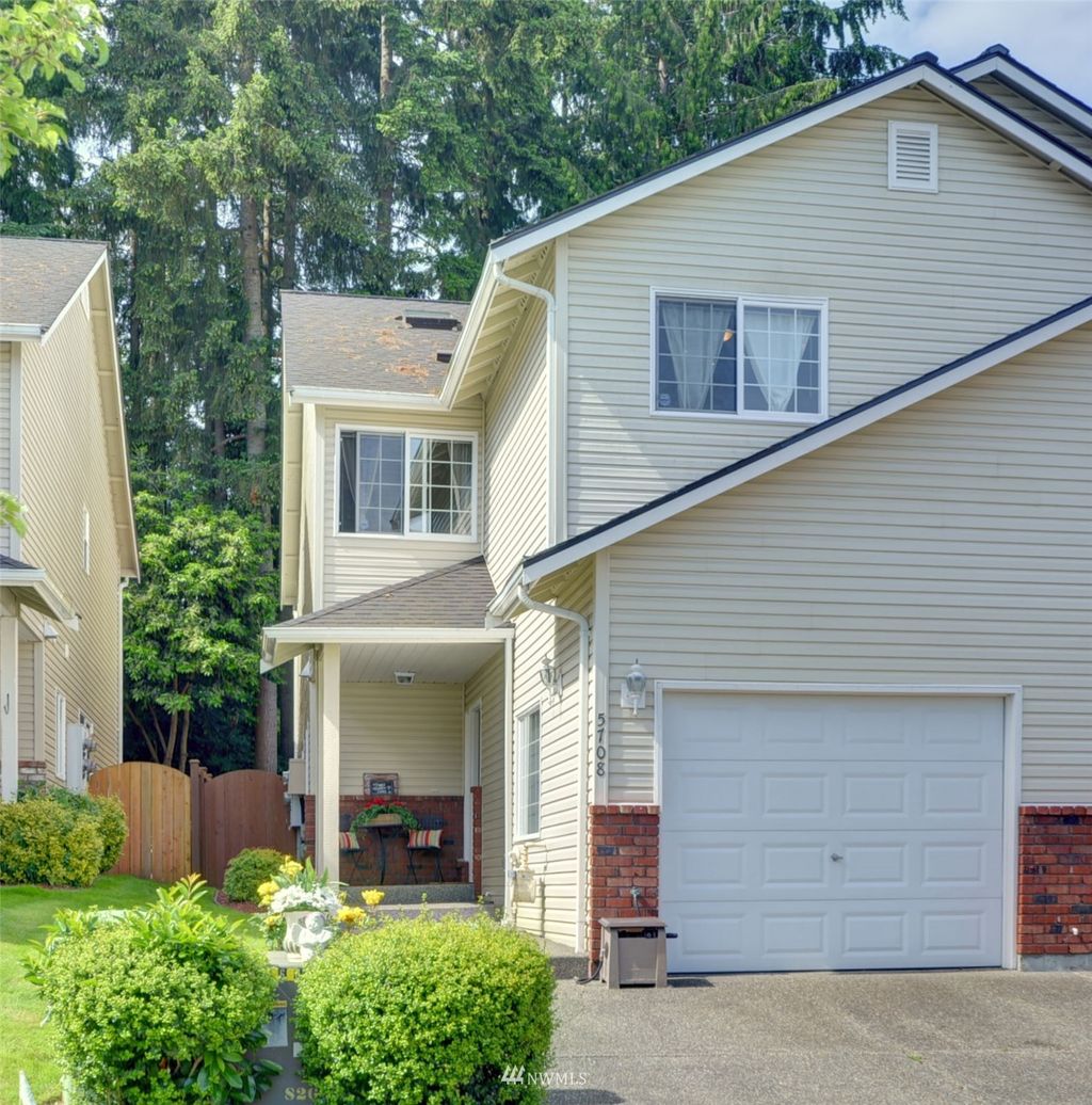 Photo of 5708 137th Place SE, Everett, WA 98208 (MLS # 1956530)
