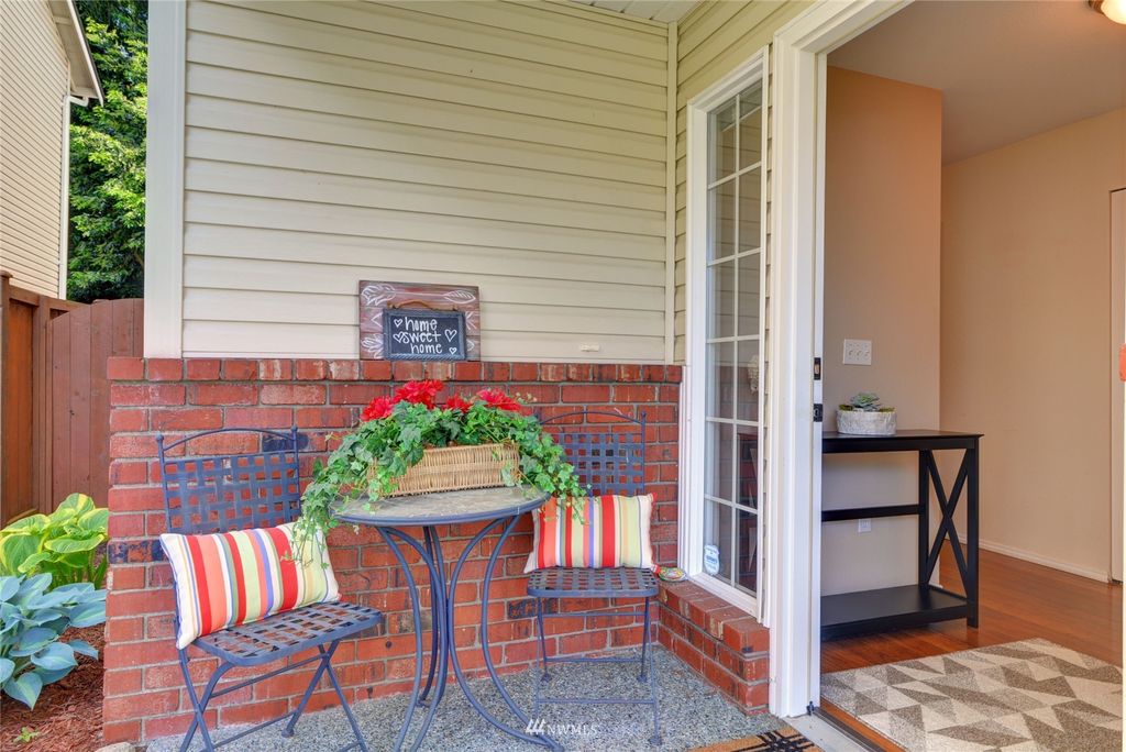 Photo of 5708 137th Place SE, Everett, WA 98208 (MLS # 1956530)